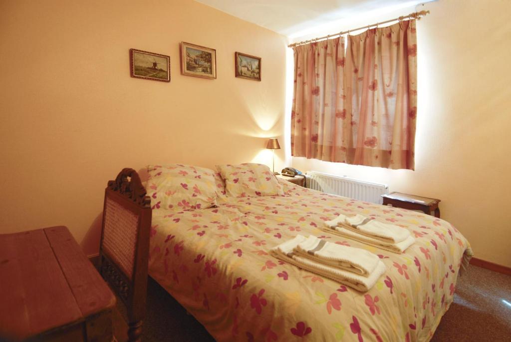 Hotel Restaurant La Ferme De Grambais นิเวลส์ ห้อง รูปภาพ